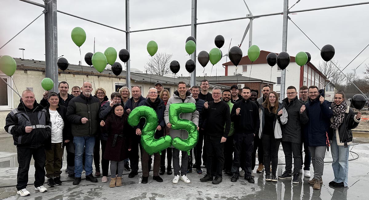 Rotek Mitarbeiterende feiern das 25 jährige Bestehen des Unternehmens