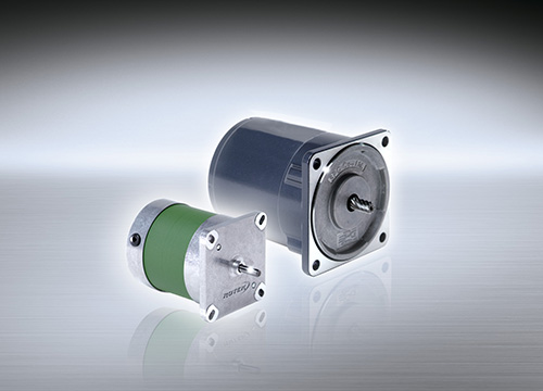 Größenvergleich Energiesparmotor Rosync und Asynchronmotor